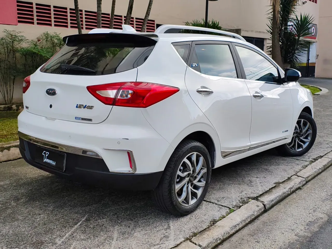 JAC Iev40 - Imagem 5