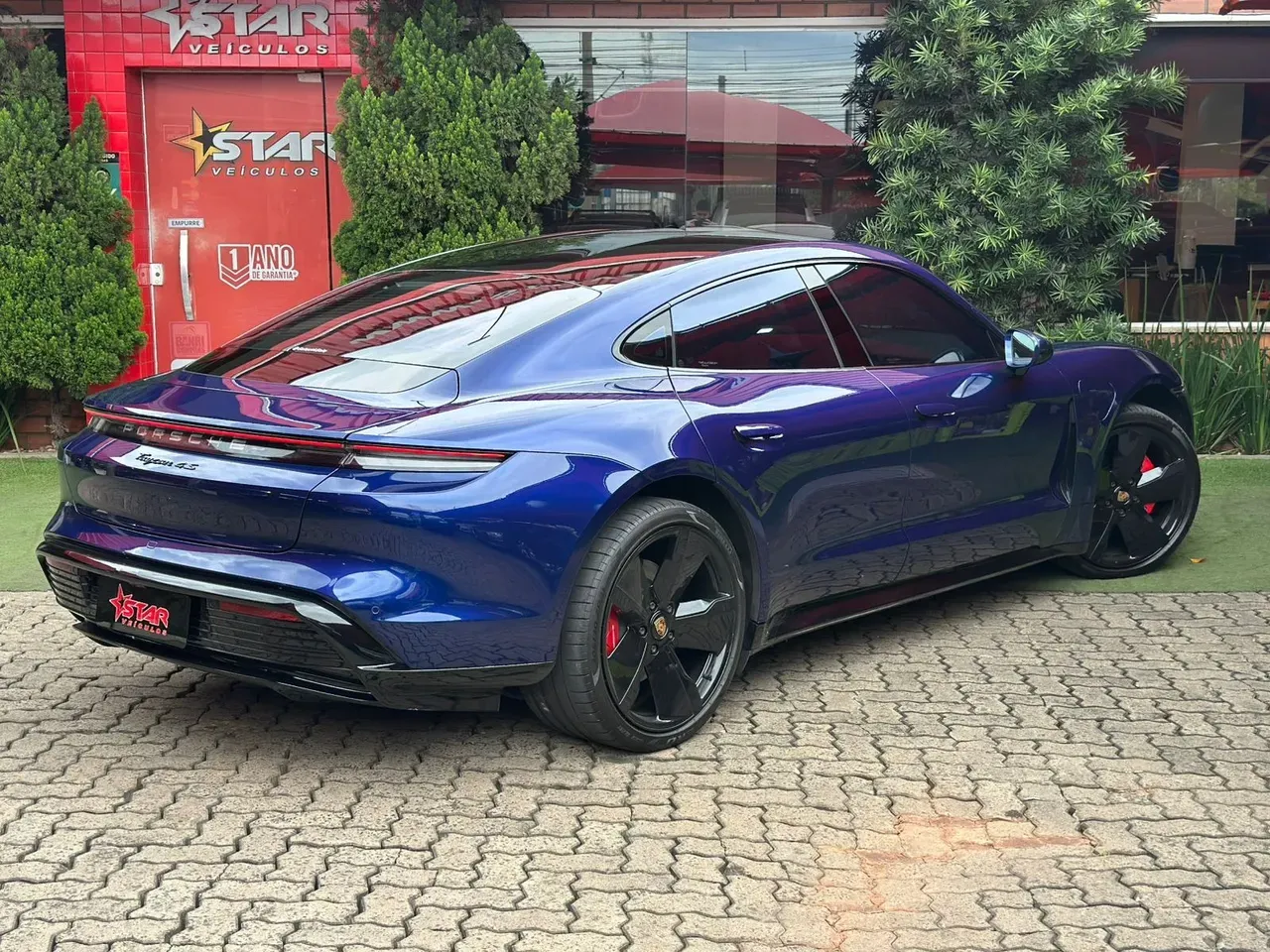 Porsche Taycan - Imagem 2