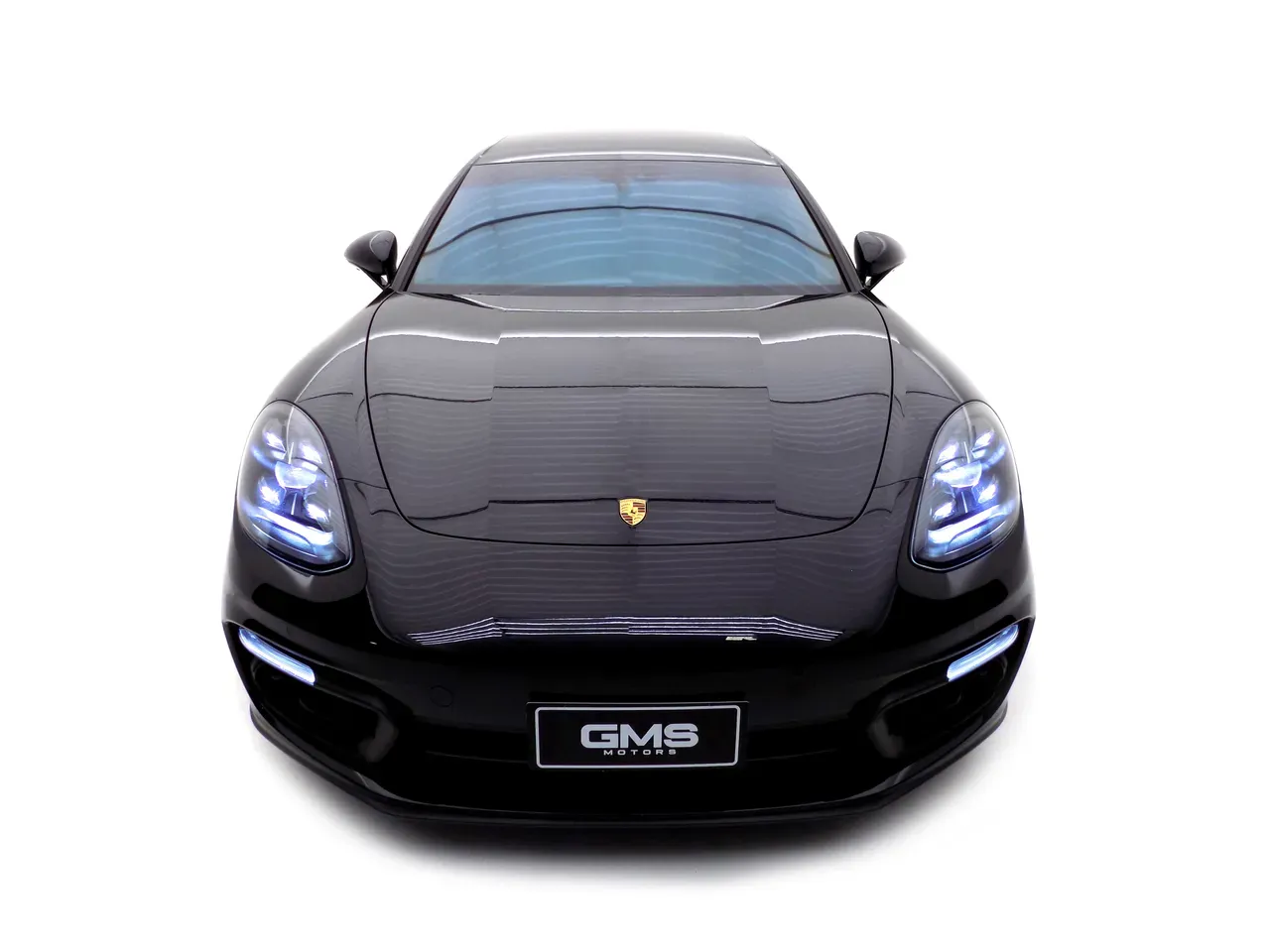 Porsche Panamera 4 E-hybrid - Imagem 2