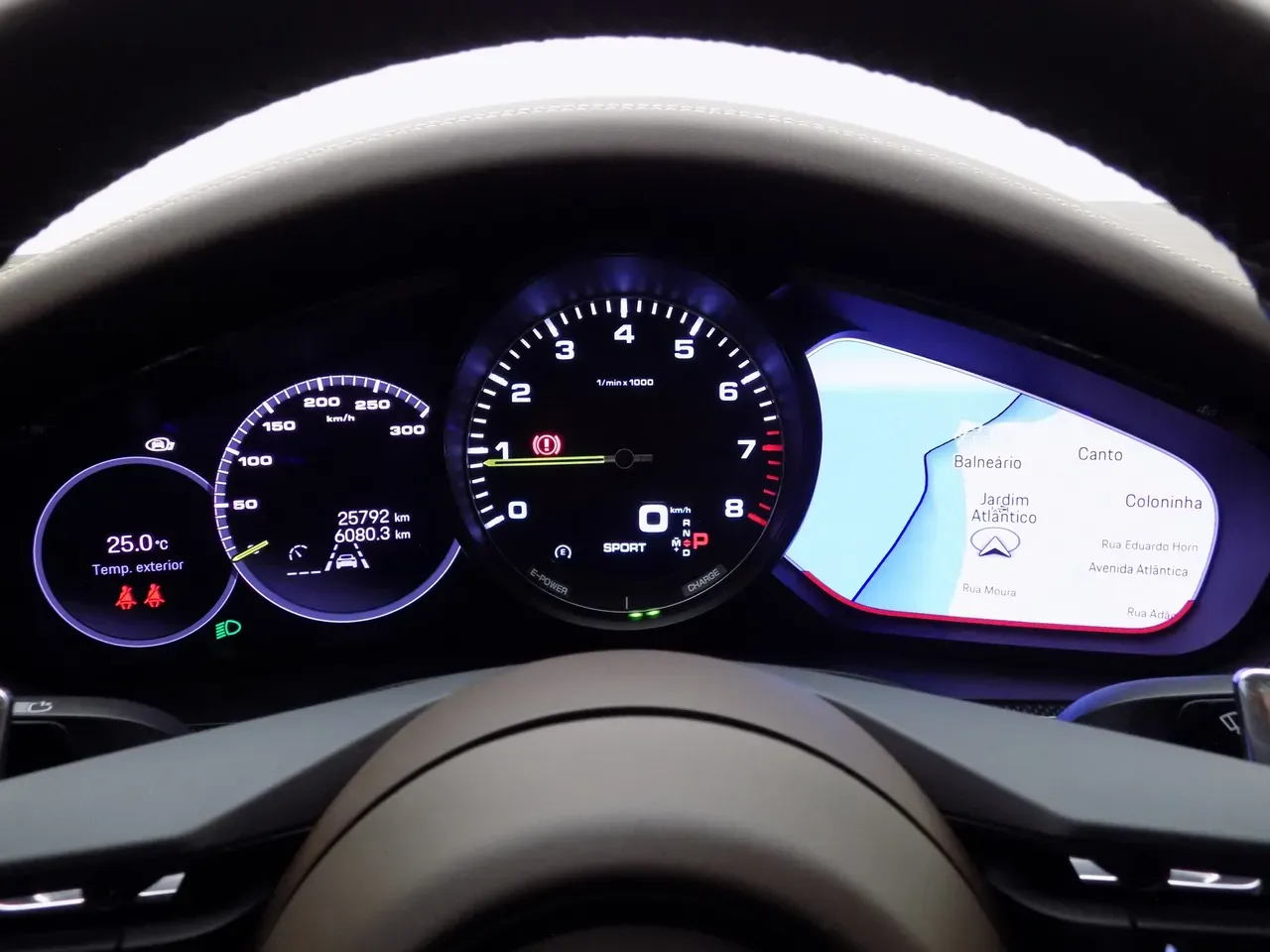 Porsche Panamera 4 E-hybrid - Imagem 10