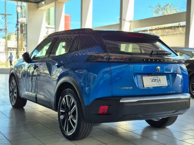 Peugeot E-2008 - Imagem 6
