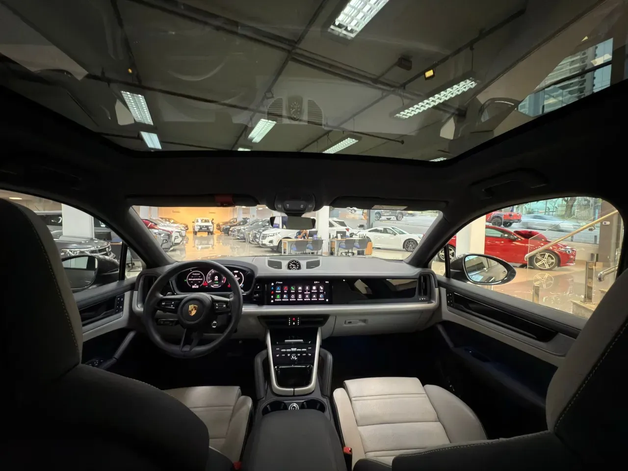 Porsche Cayenne E-hybrid - Imagem 18