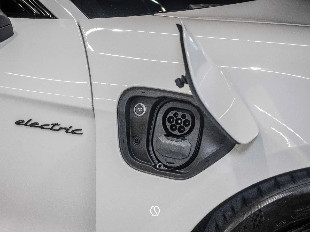 Porsche Taycan - Imagem 5