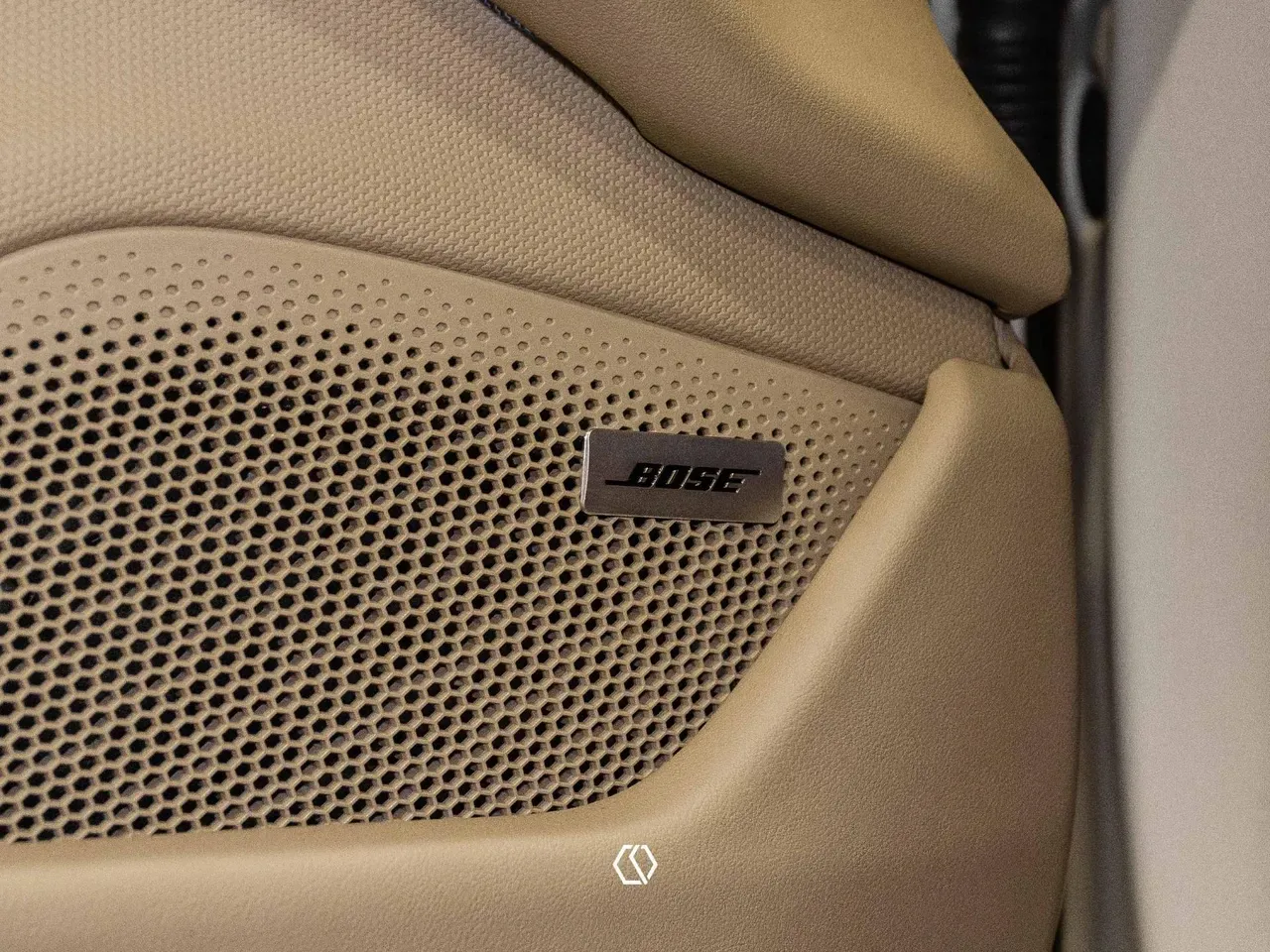 Porsche Taycan - Imagem 7