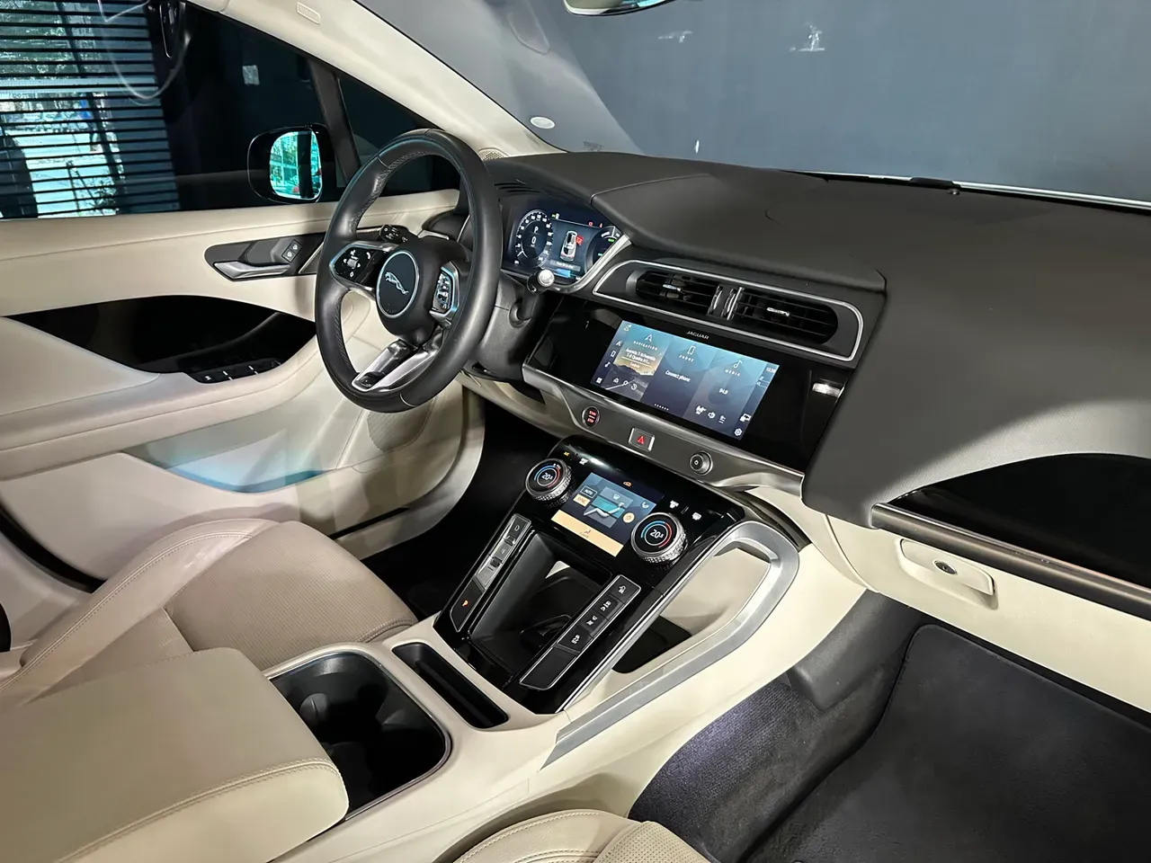 Jaguar I-pace - Imagem 9