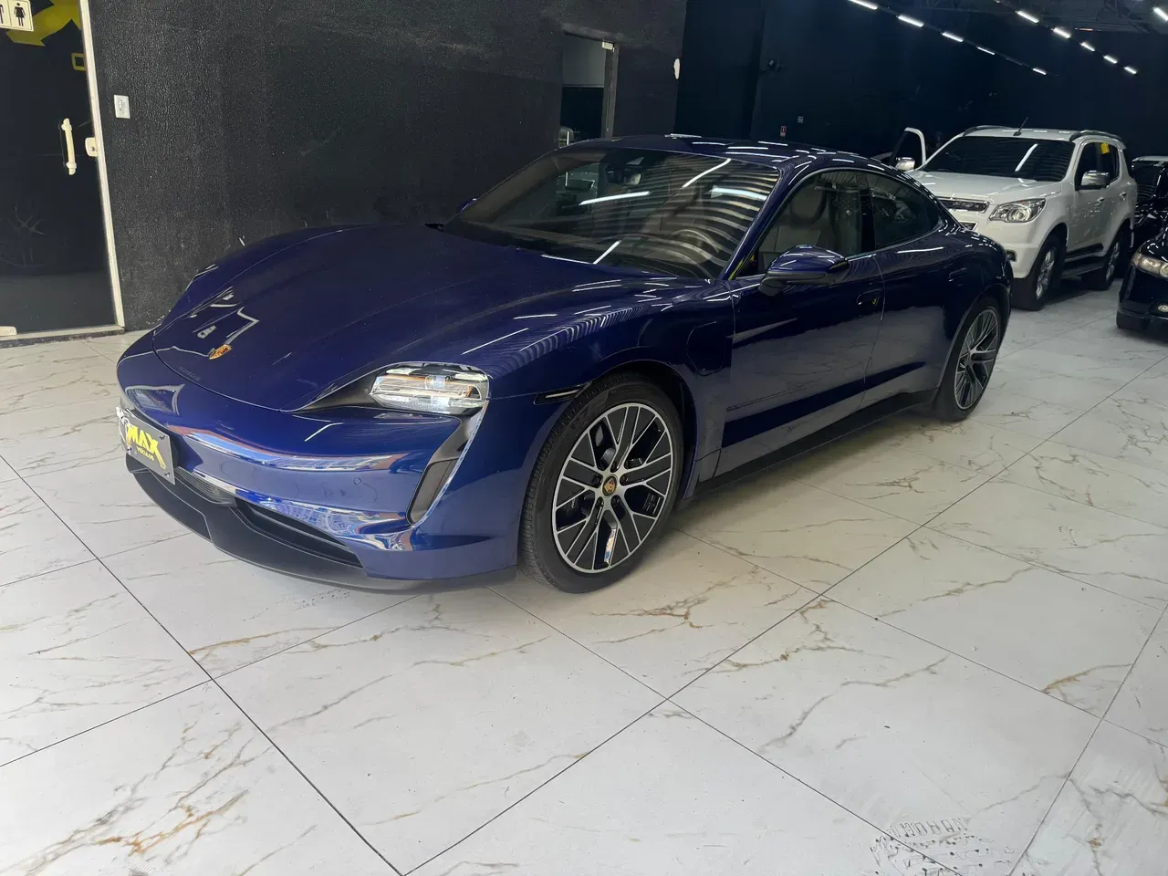 Porsche Taycan - Imagem 3