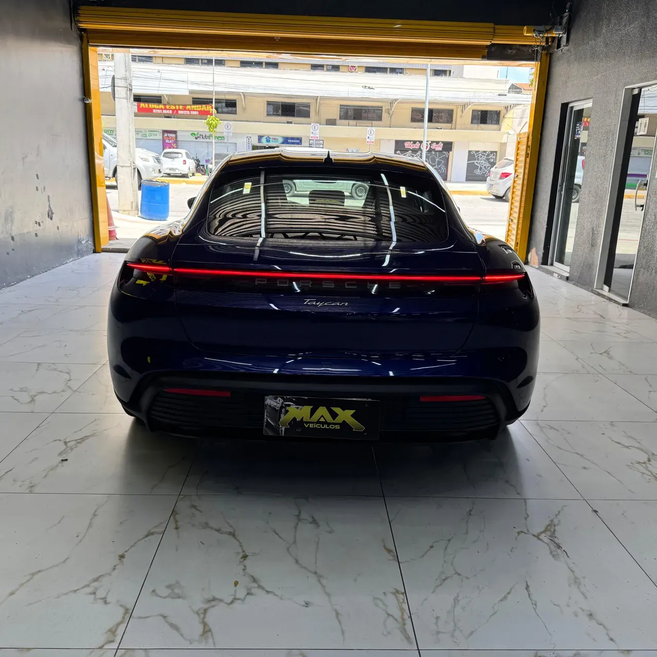 Porsche Taycan - Imagem 6