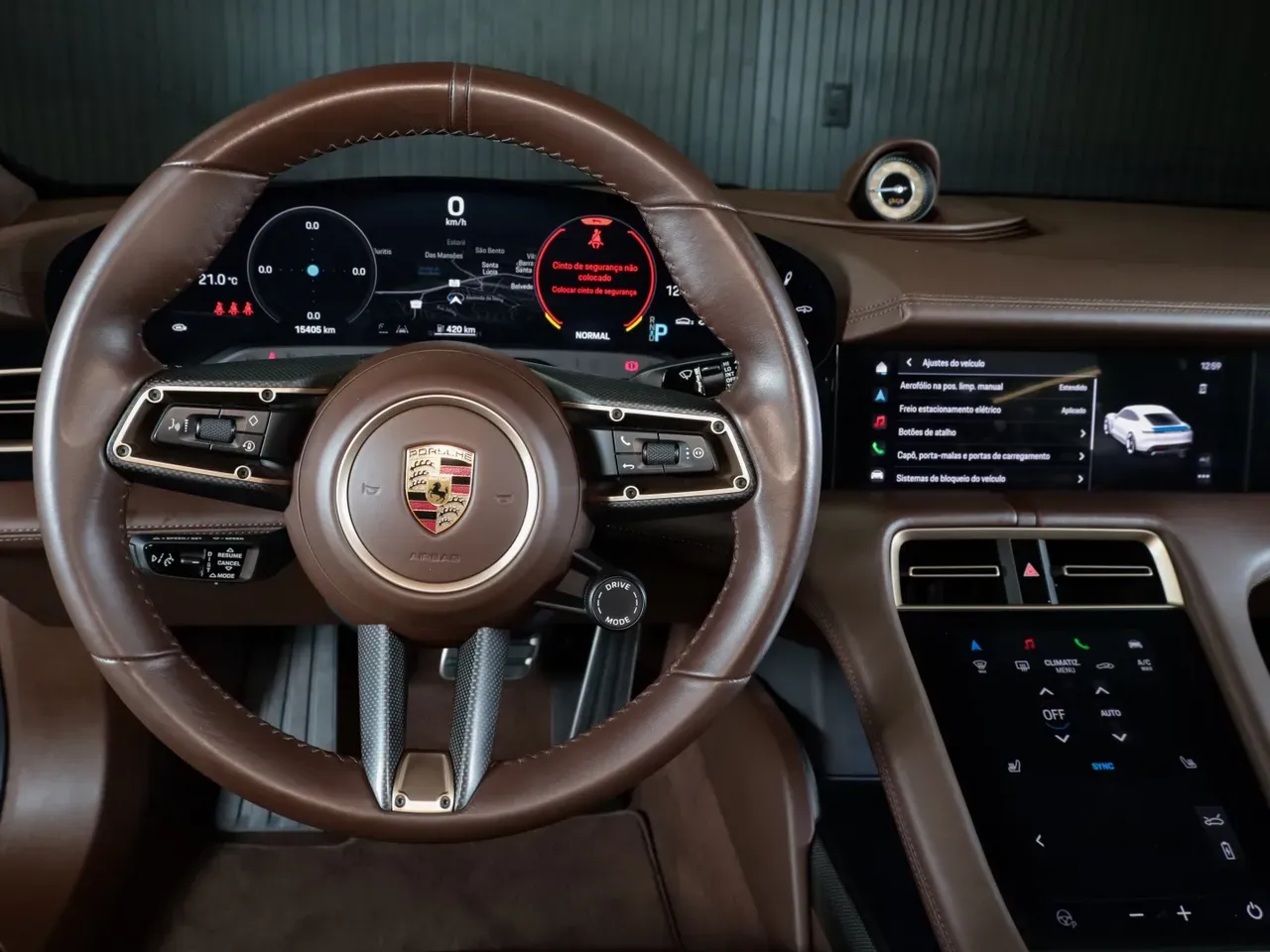 Porsche Taycan - Imagem 14