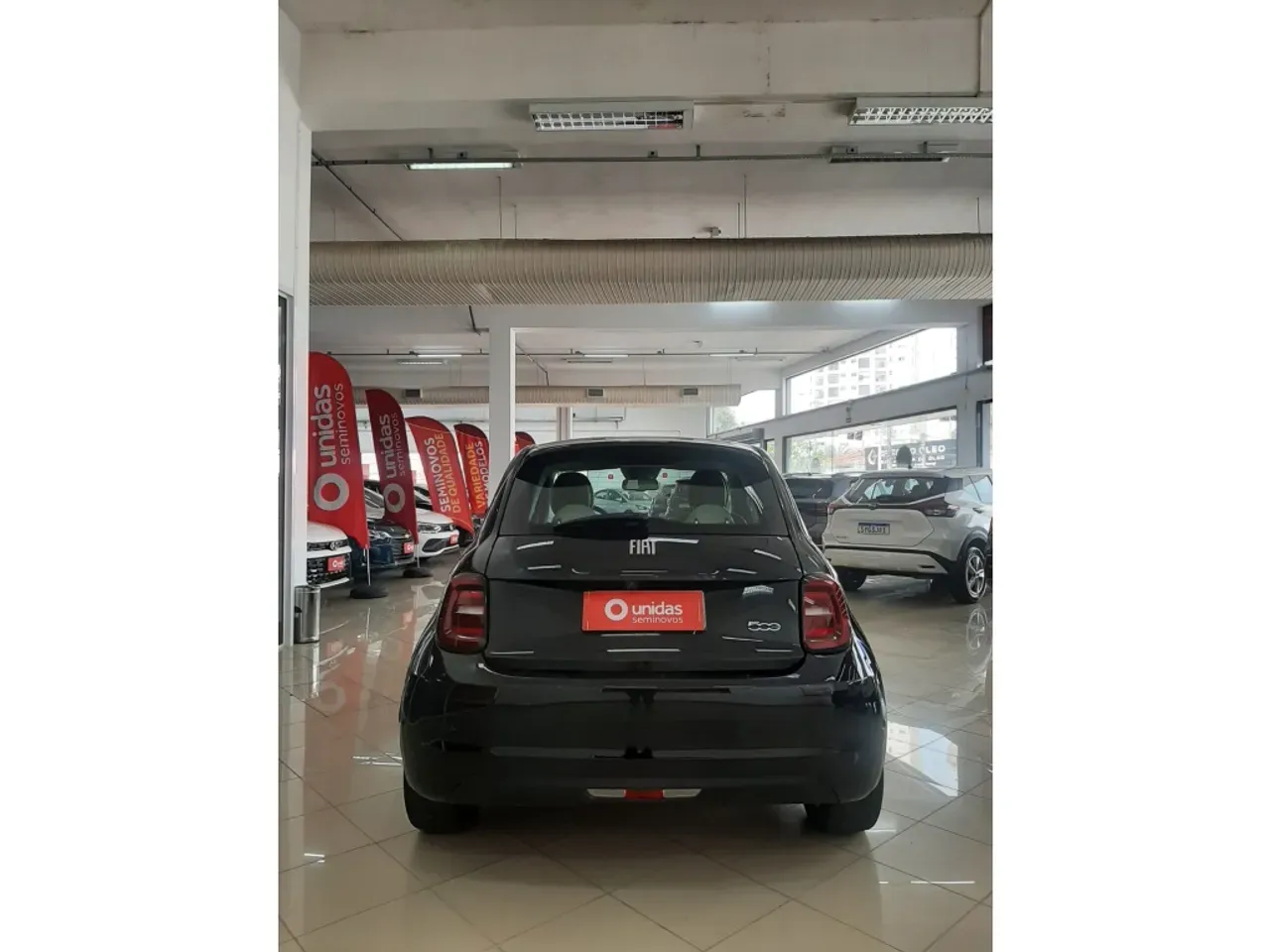 Fiat 500e - Imagem 8