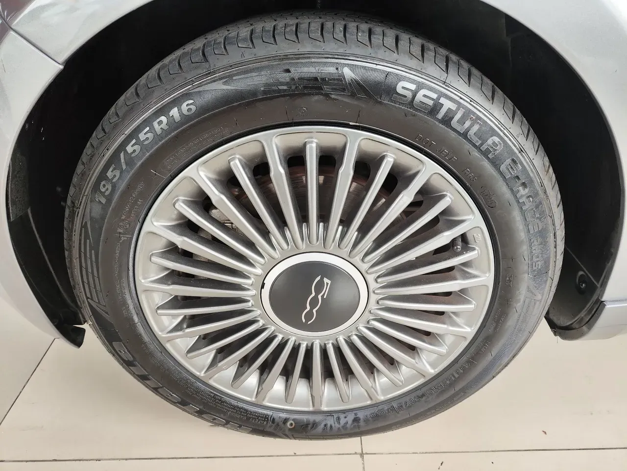 Fiat 500e - Imagem 9