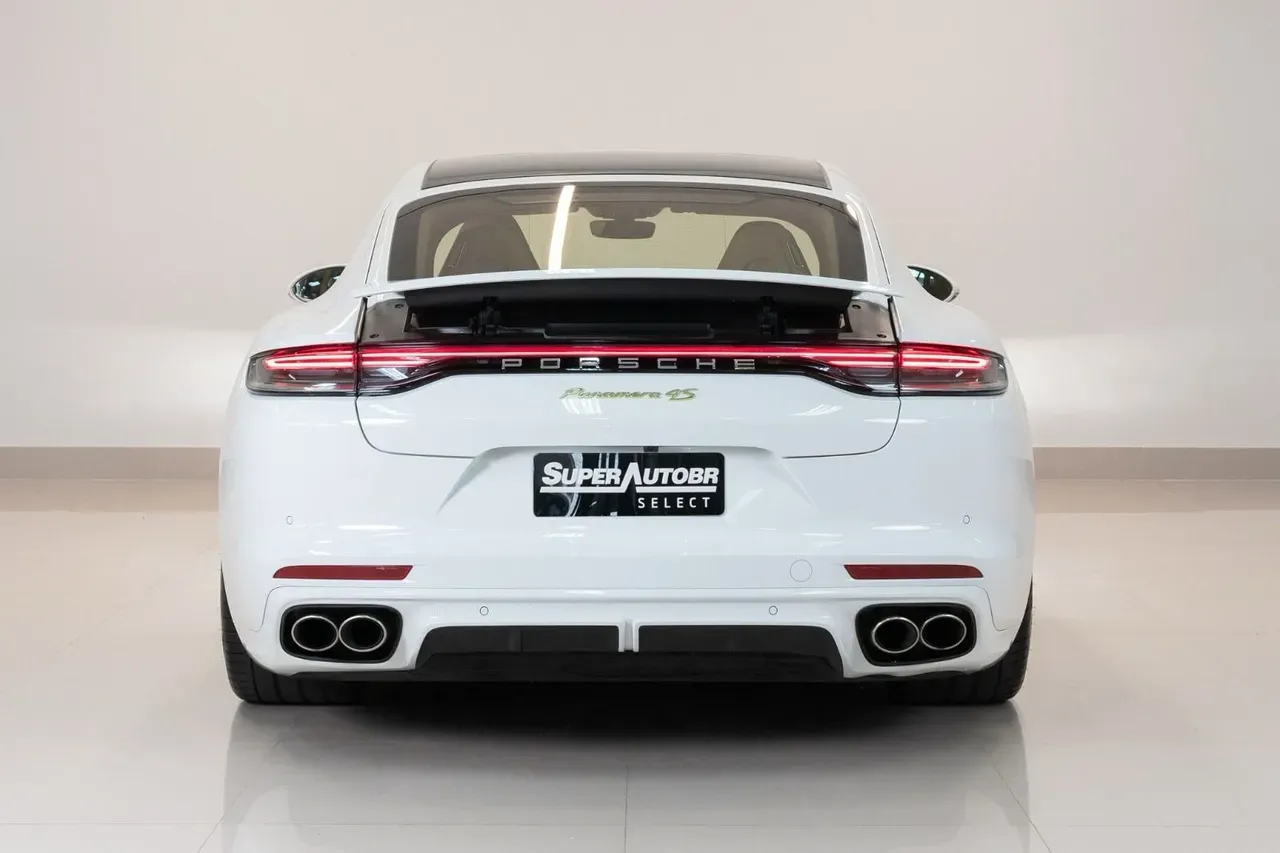 Porsche Panamera 4 E-hybrid - Imagem 4