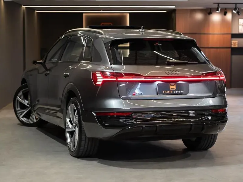 Audi Q8 E-tron - Imagem 5