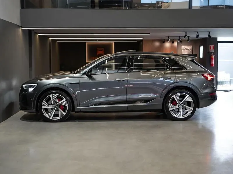 Audi Q8 E-tron - Imagem 6