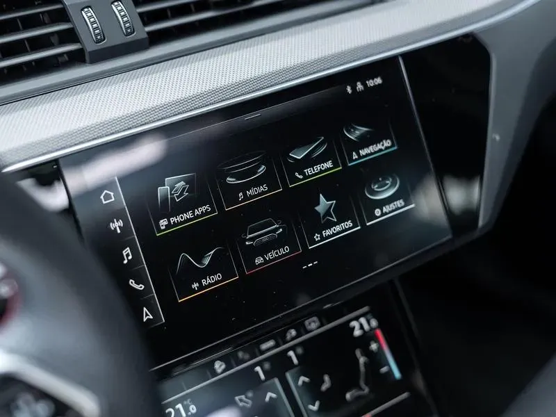 Audi Q8 E-tron - Imagem 13