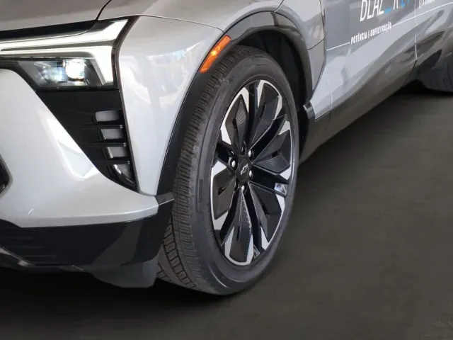 Chevrolet Blazer EV - Imagem 9