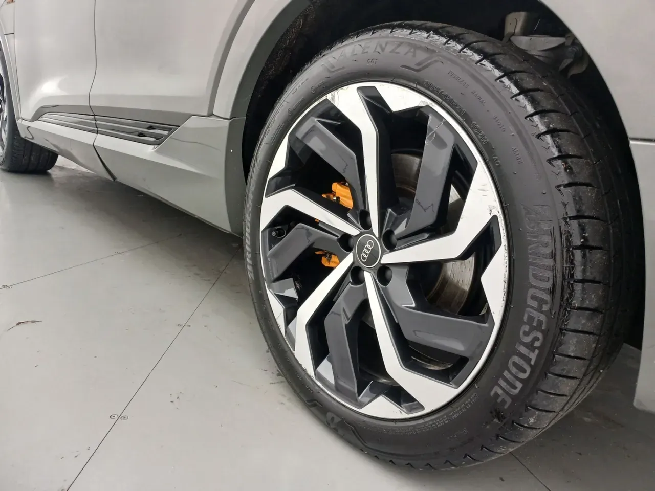 Audi E-tron - Imagem 12