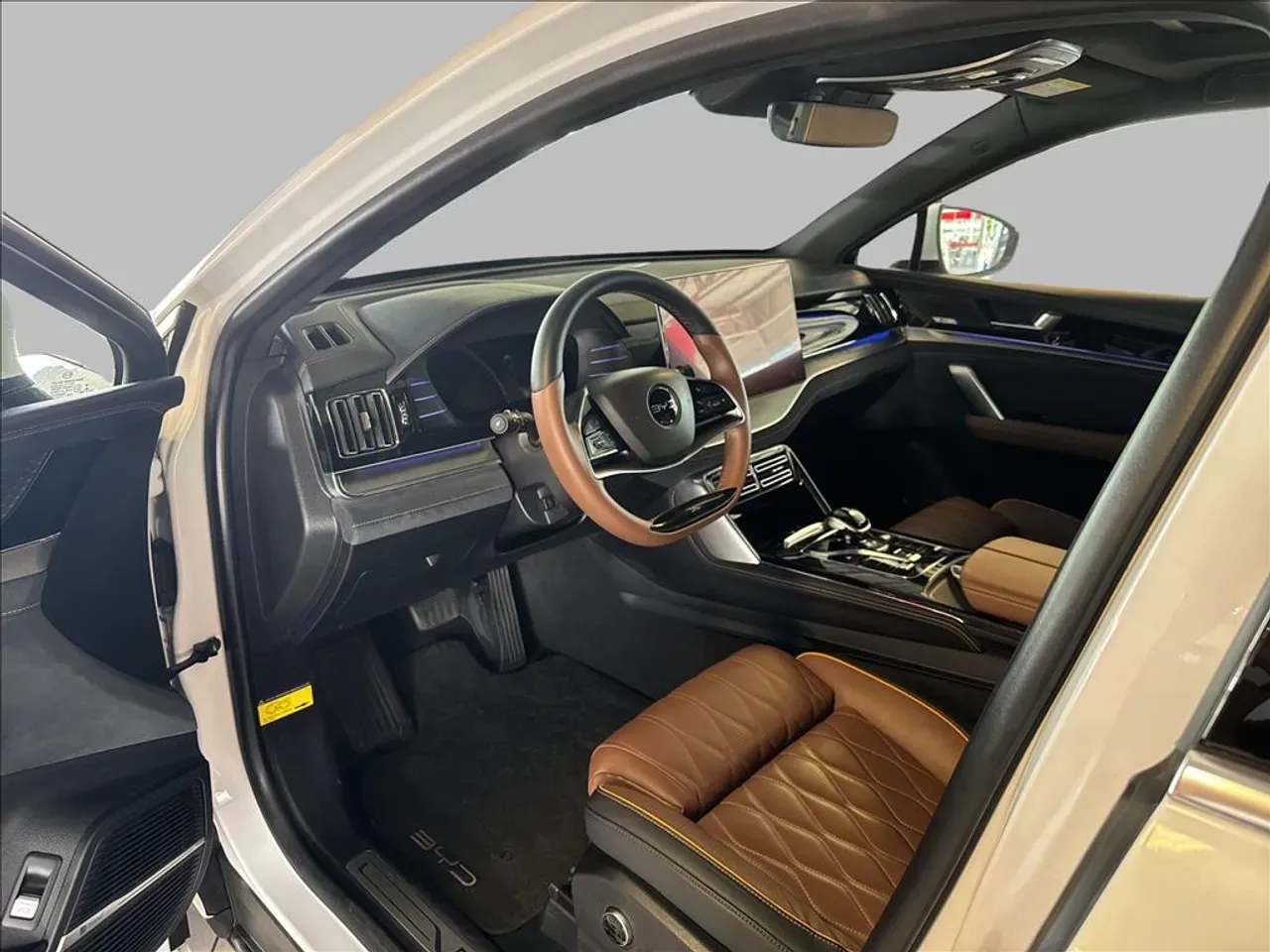 BYD Tang - Imagem 11