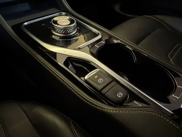 JAC E-js4 - Imagem 16