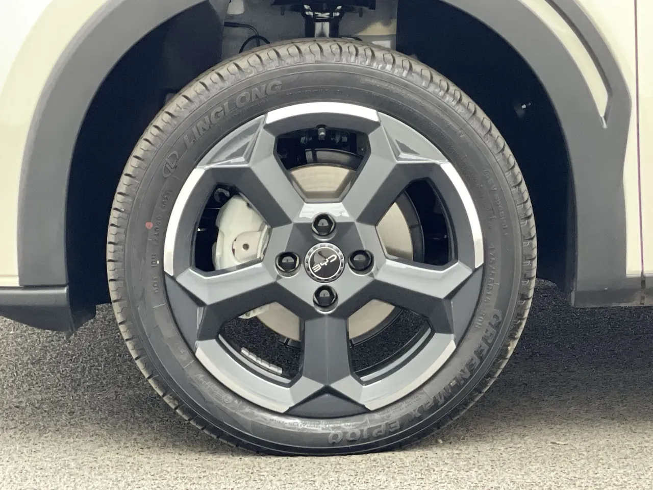 BYD Dolphin - Imagem 9