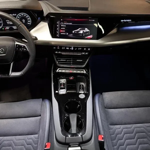 Audi E-tron  GT - Imagem 14