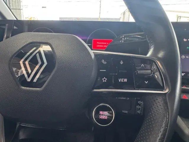 Renault Megane E-tech Electric - Imagem 8