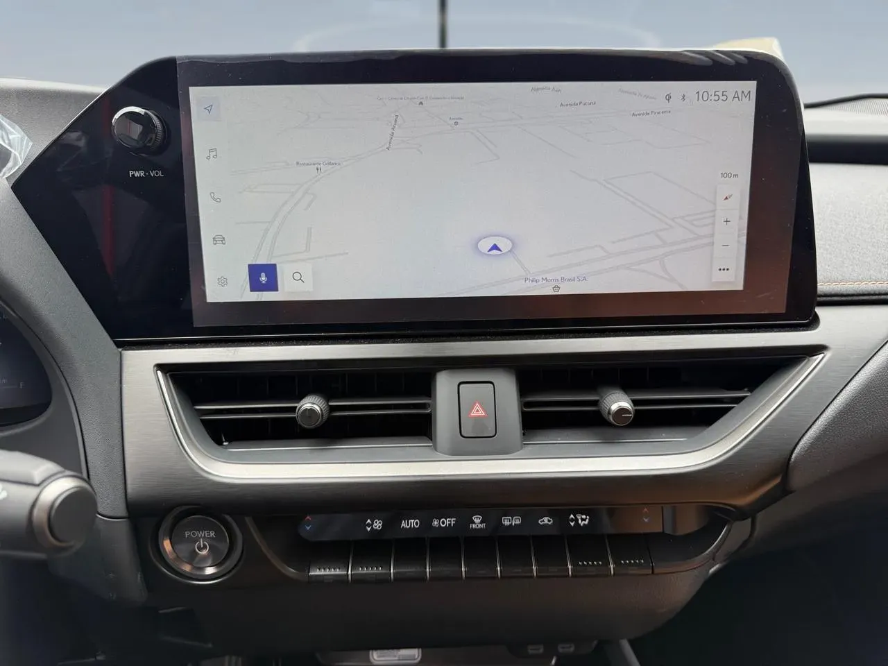 Lexus Ux 300e - Imagem 10