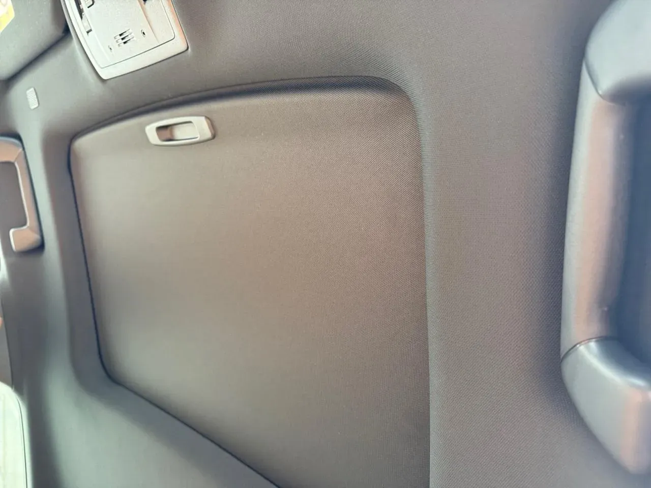 Lexus Ux 300e - Imagem 16