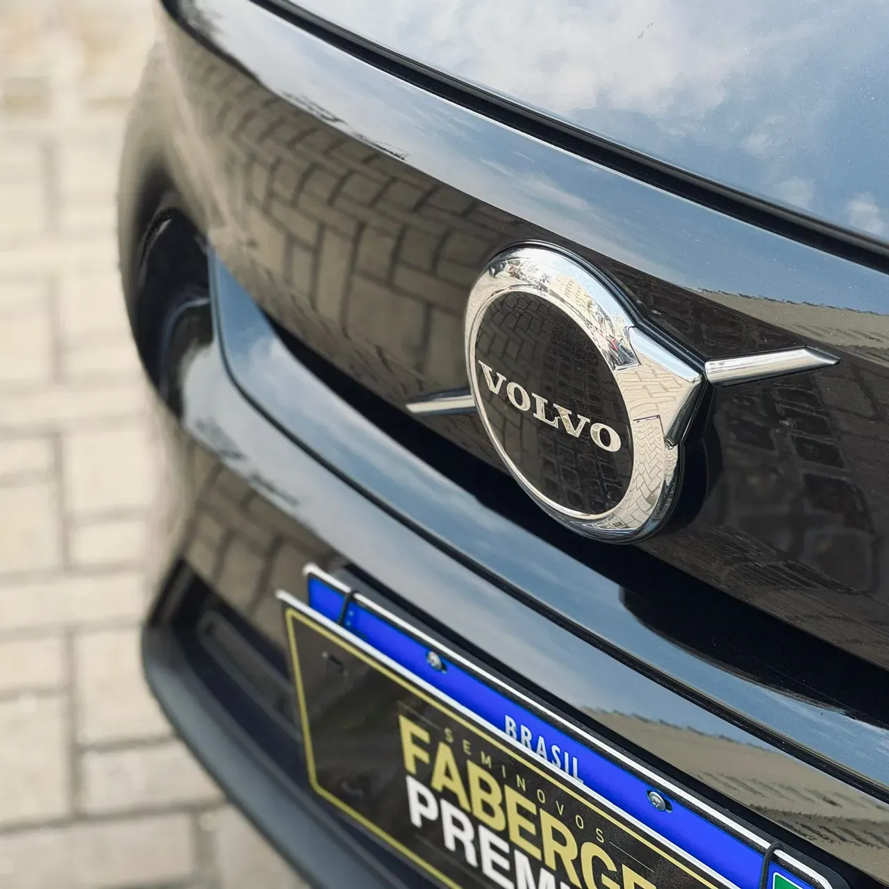 Volvo XC40 Recharge - Imagem 5