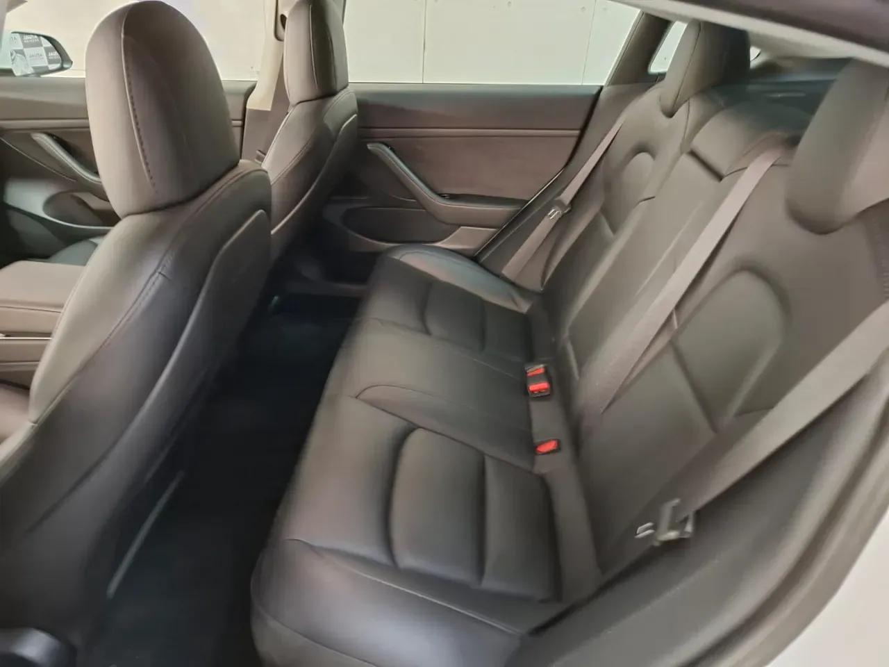 Tesla Model 3 - Imagem 19