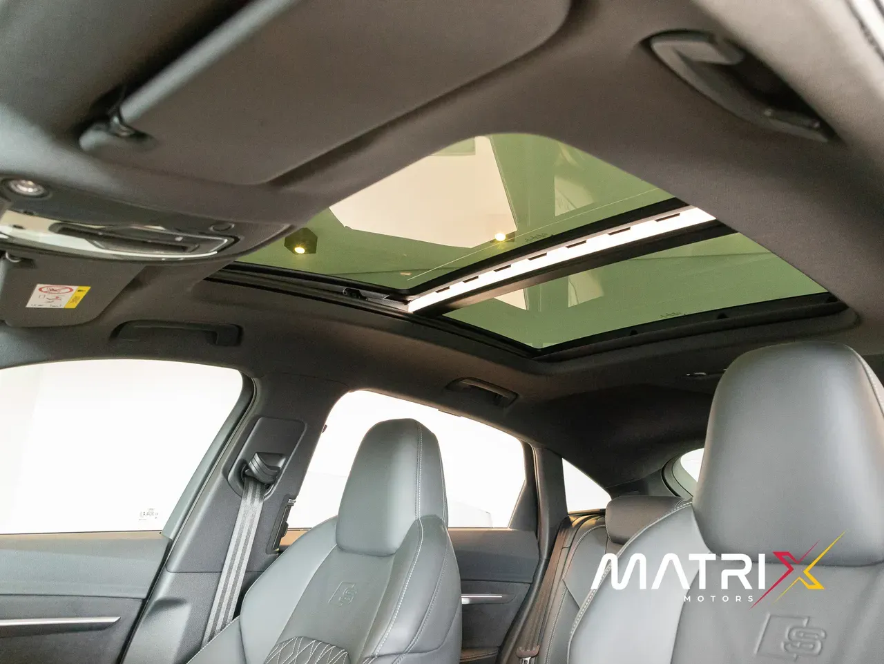 Audi E-tron S Sportback - Imagem 8