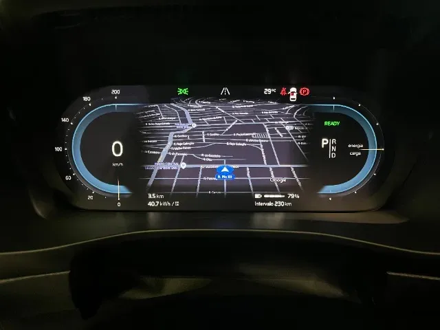 Volvo XC40 Recharge - Imagem 4