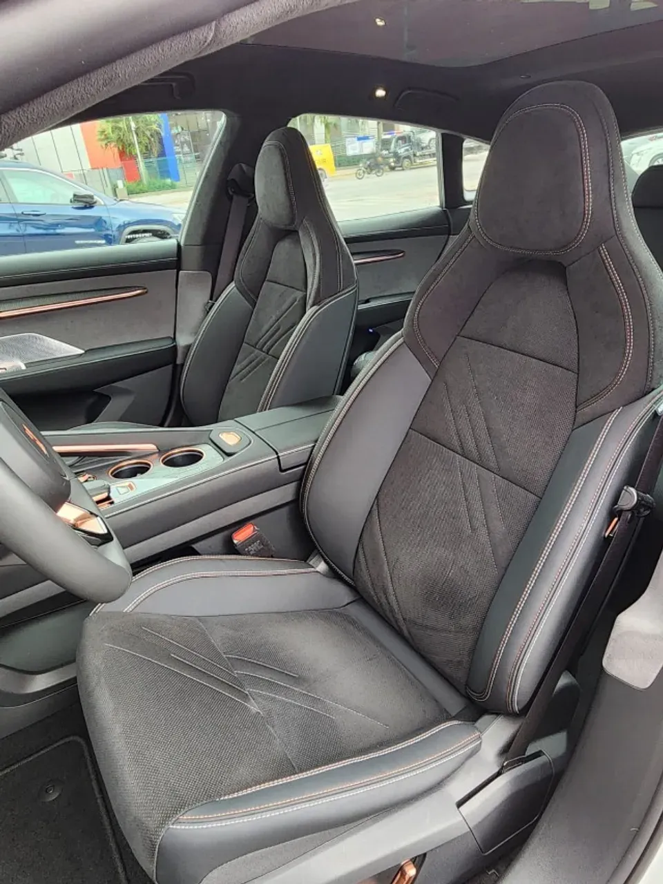 Zeekr 001 - Imagem 10