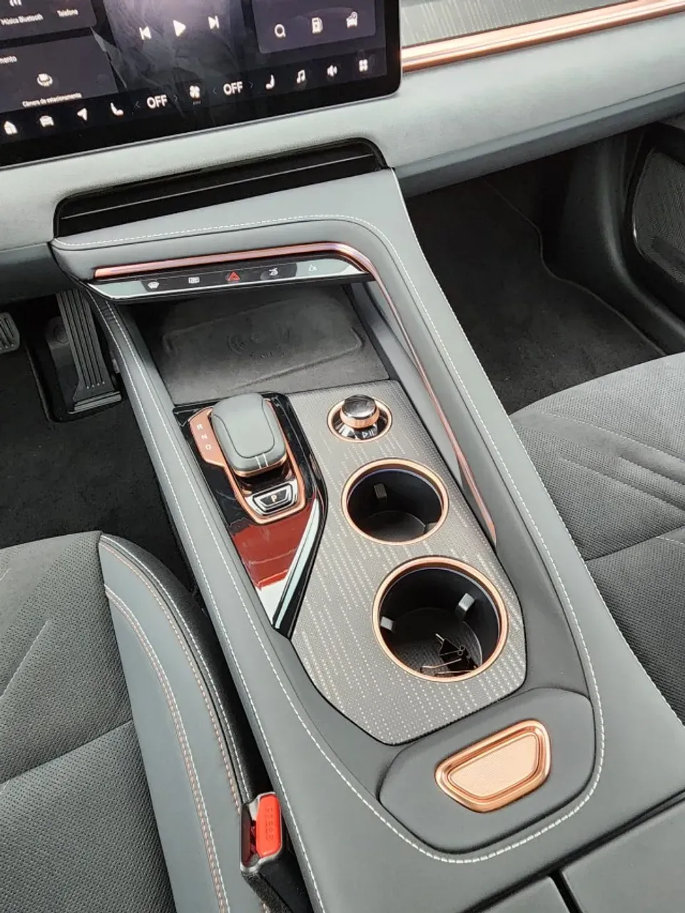 Zeekr 001 - Imagem 15