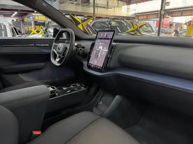 Volvo EX30 - Imagem 10