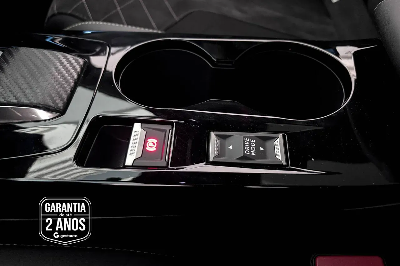 Peugeot E-2008 - Imagem 14