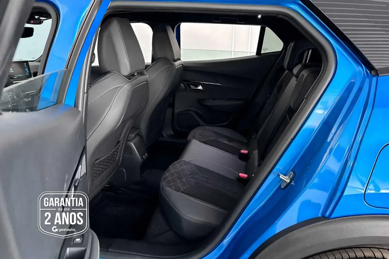 Peugeot E-2008 - Imagem 17