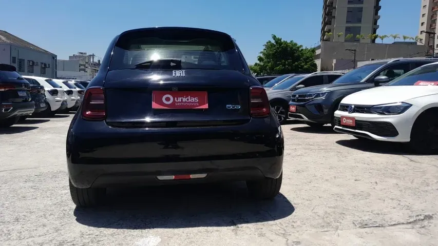 Fiat 500e - Imagem 4