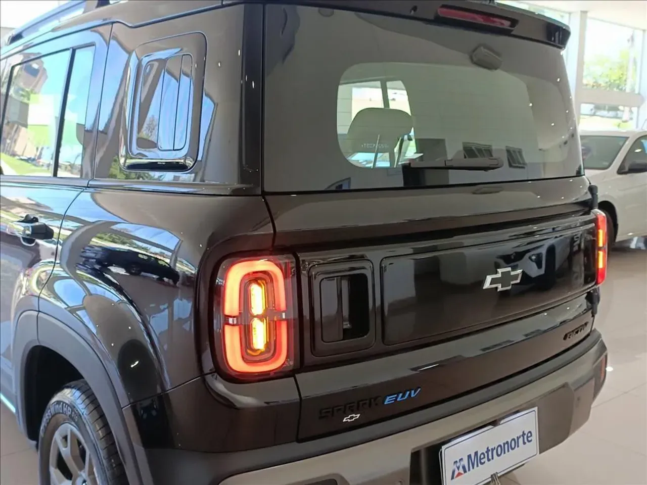 Chevrolet Spark Euv - Imagem 7