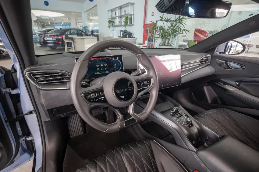 BYD Seal - Imagem 13