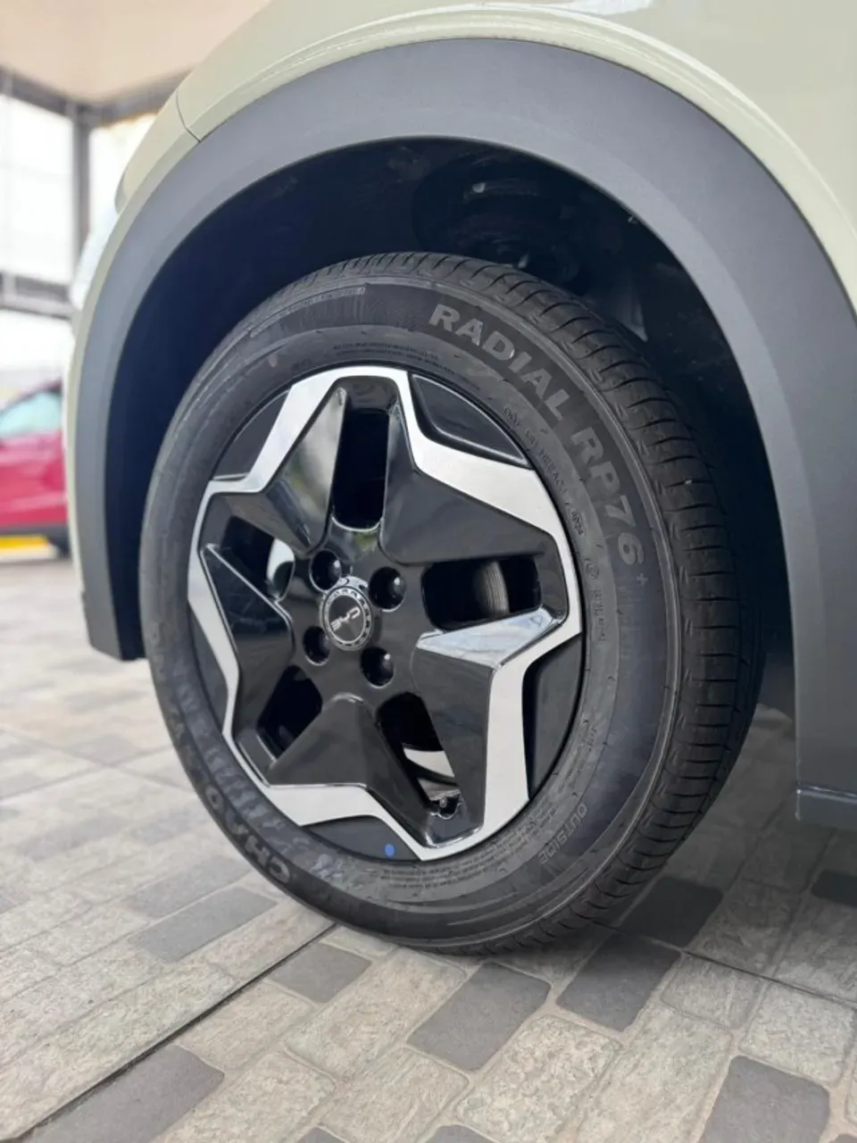 BYD Dolphin - Imagem 12