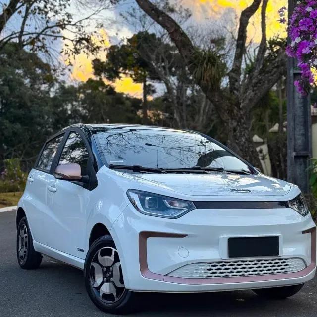 JAC E-JS1 - Imagem 2