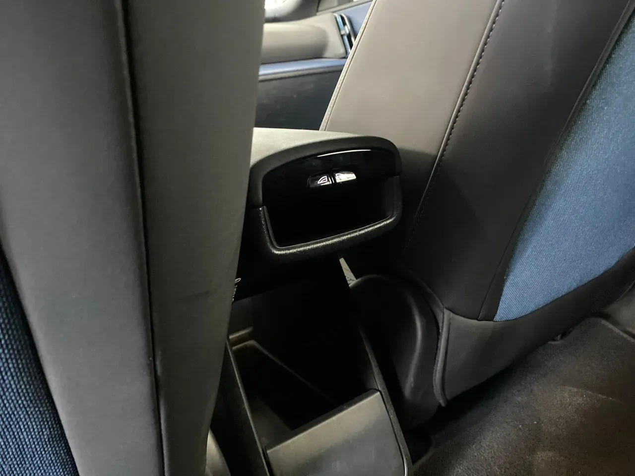 Volvo EX30 - Imagem 12