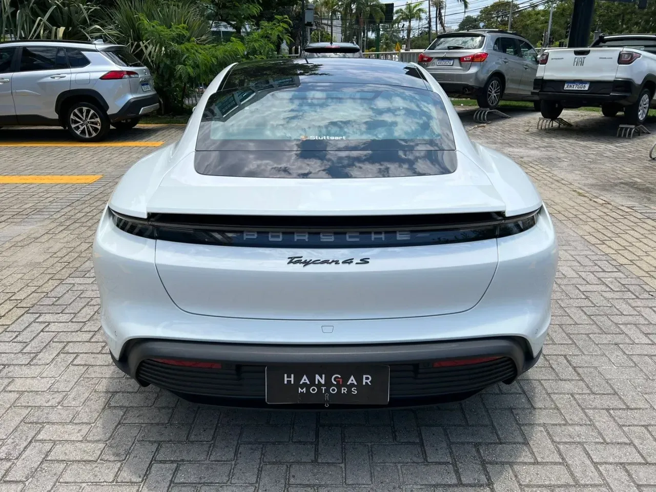 Porsche Taycan - Imagem 5