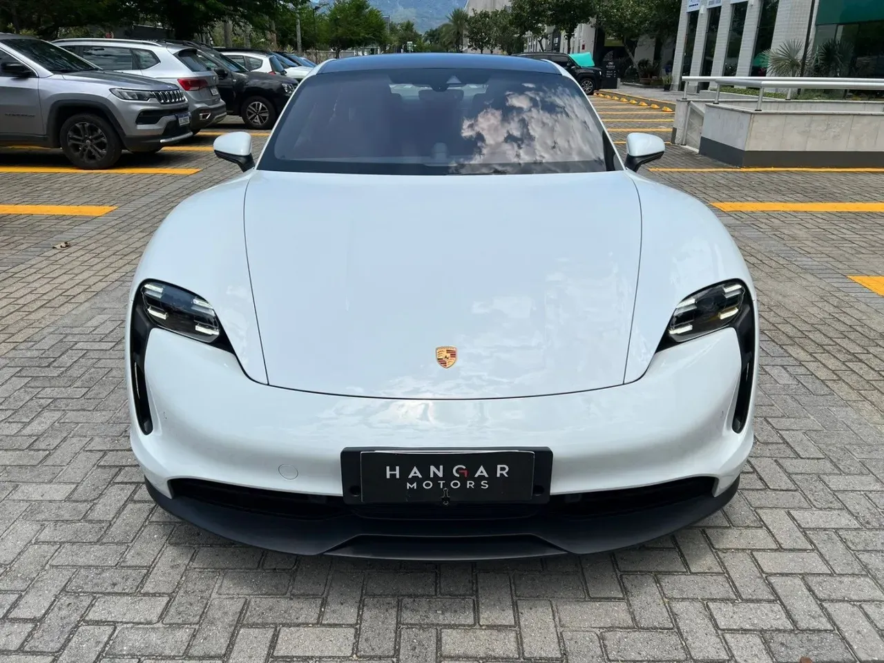 Porsche Taycan - Imagem 6