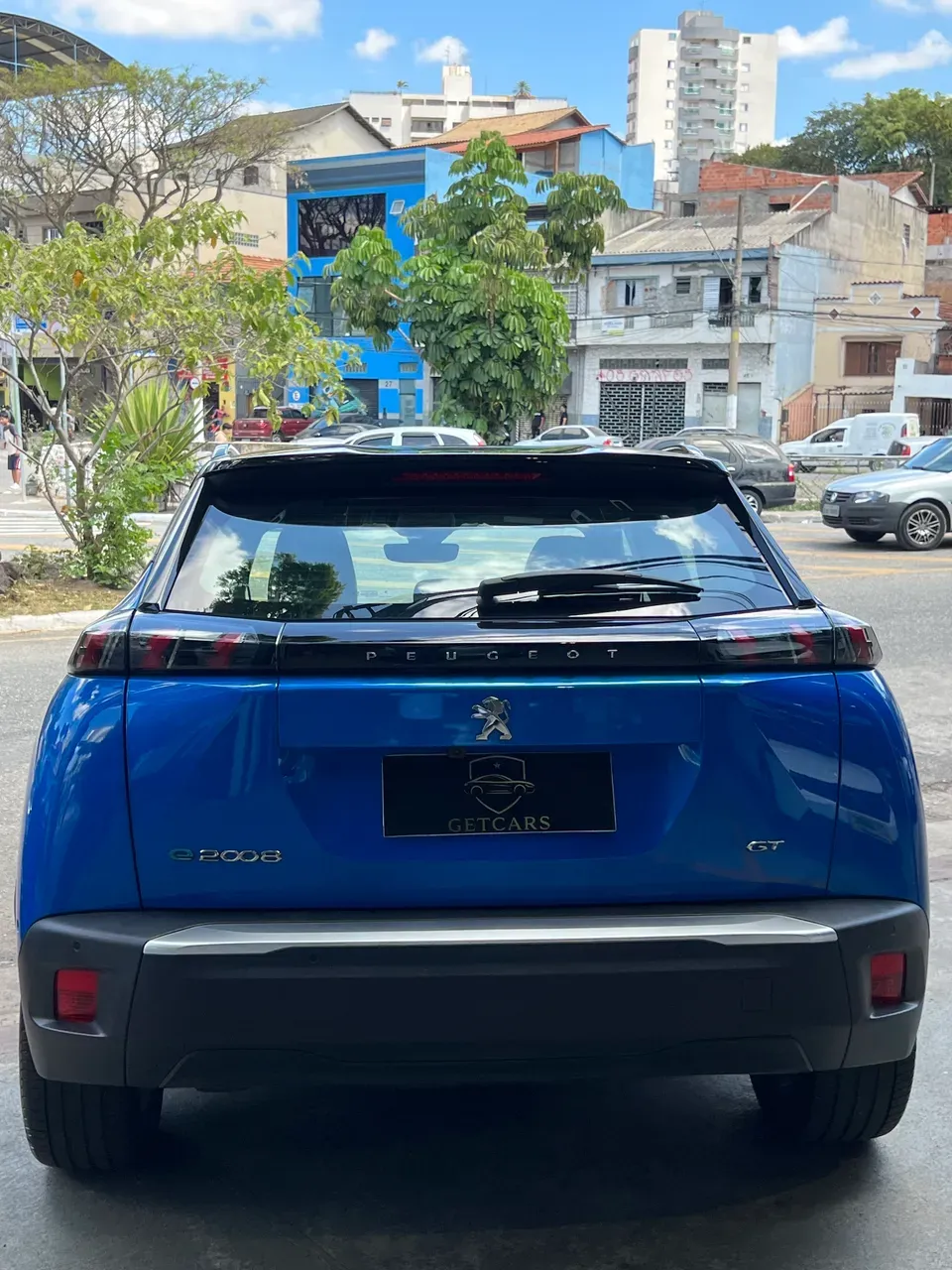 Peugeot E-2008 - Imagem 6