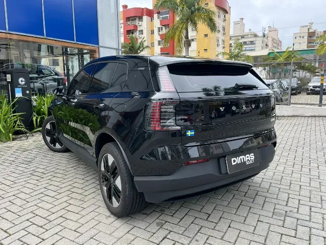 Volvo EX30 - Imagem 4