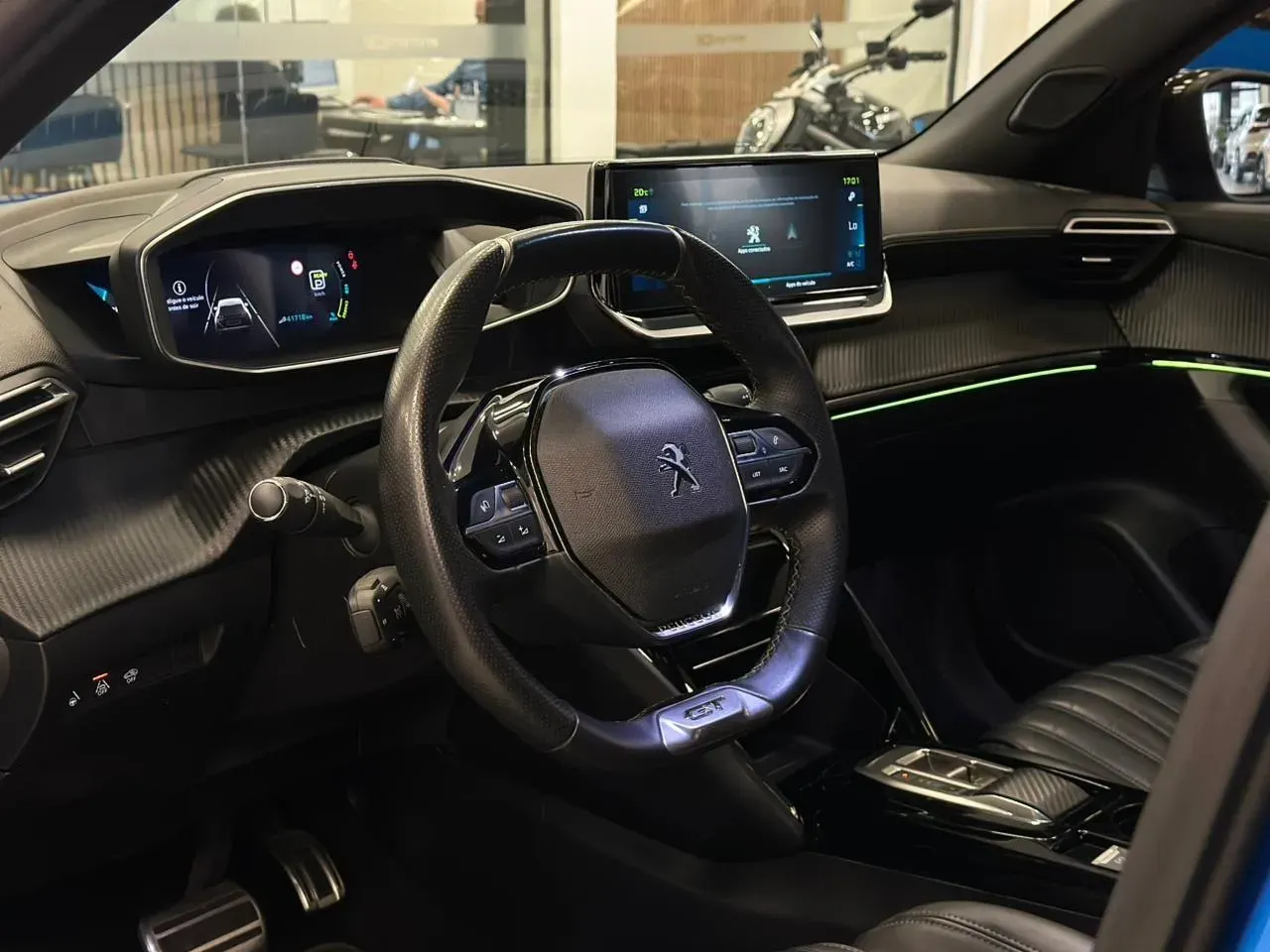 Peugeot E-2008 - Imagem 7