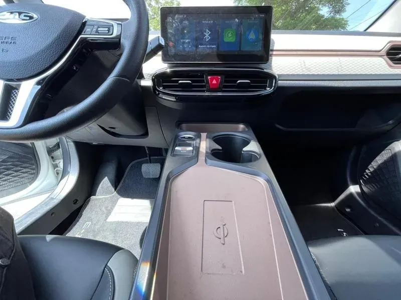 JAC E-JS1 - Imagem 19