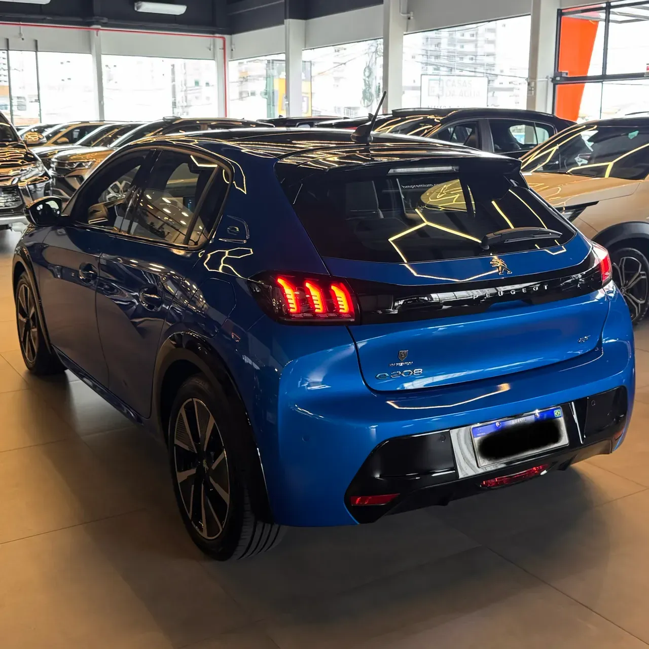 Peugeot E-208 - Imagem 2