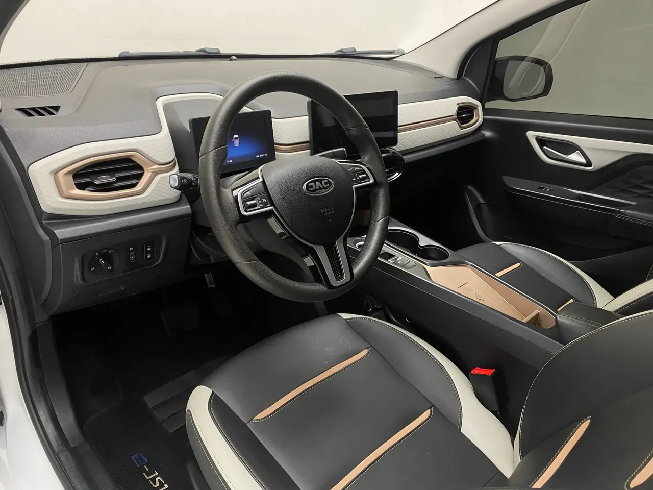 JAC E-JS1 - Imagem 6